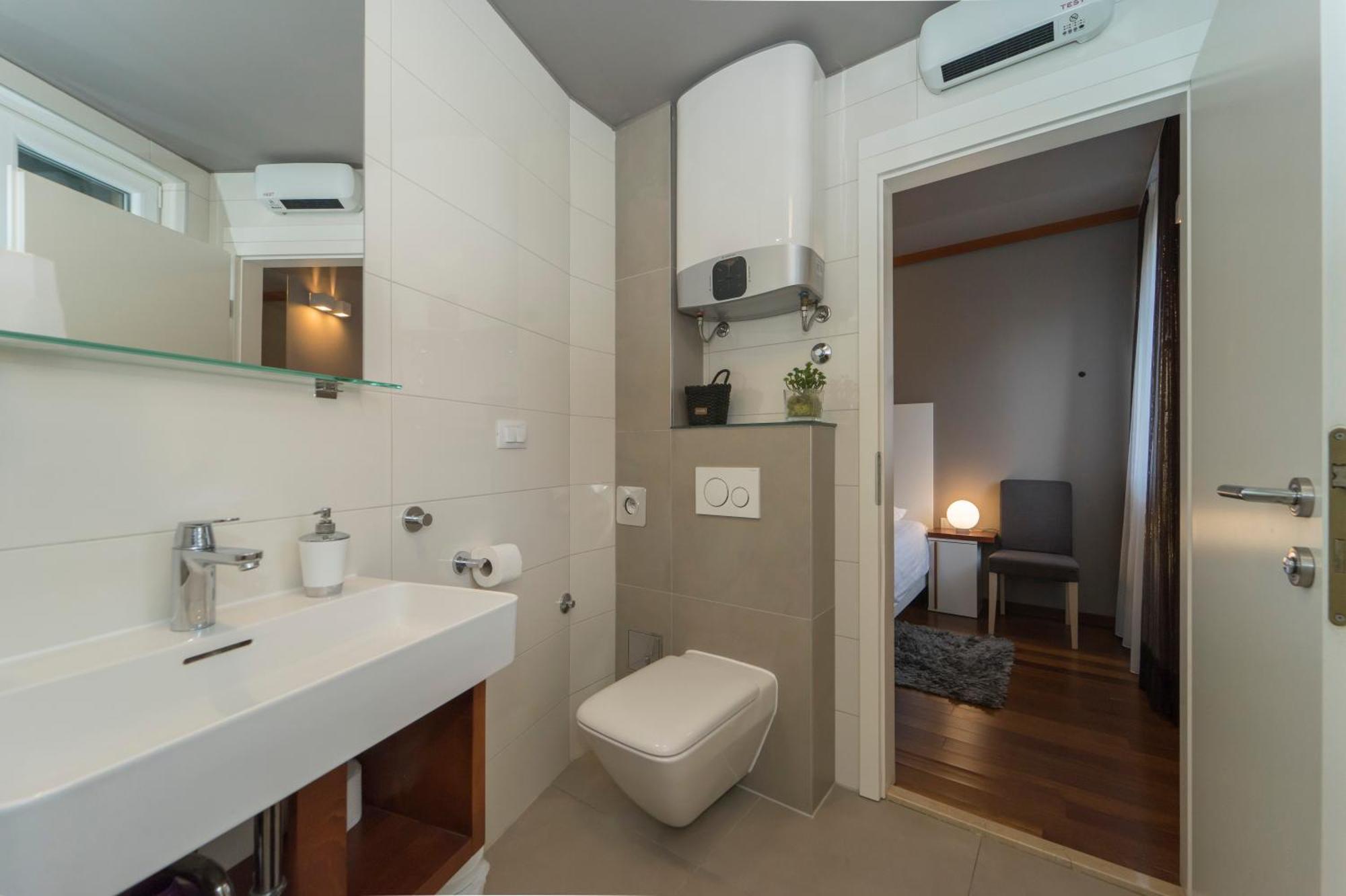 Luxury Rooms Silente Bacvice 1 Σπλιτ Εξωτερικό φωτογραφία