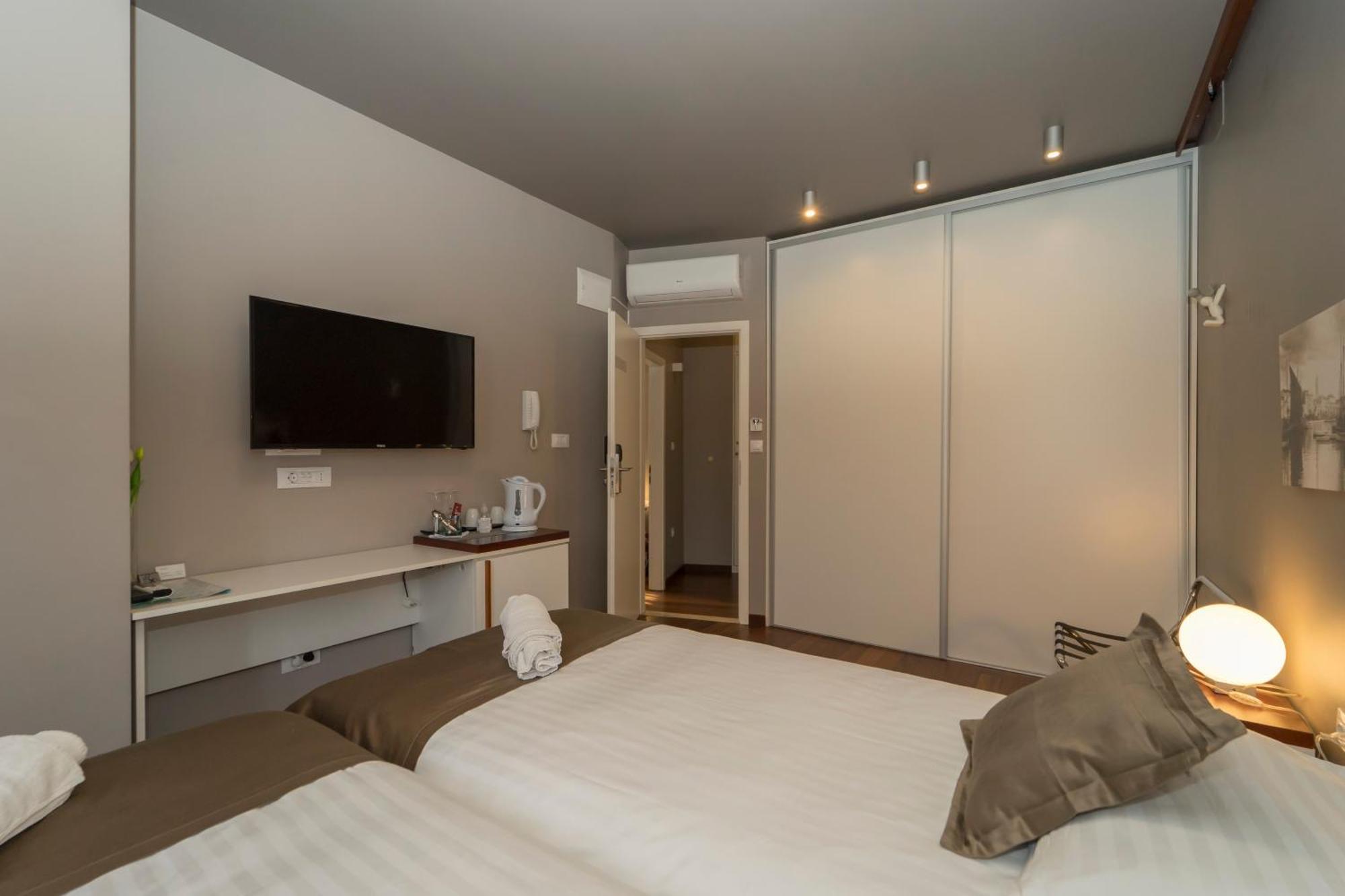 Luxury Rooms Silente Bacvice 1 Σπλιτ Εξωτερικό φωτογραφία